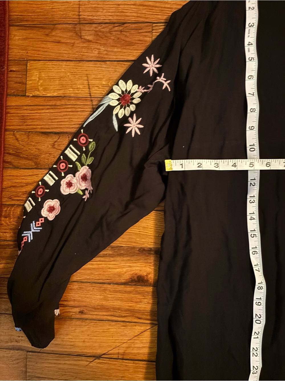 Black Floral Embroidered Women's Tunic with V-Neck - Picture 10 of 10